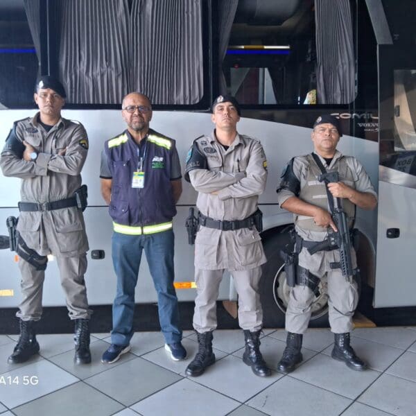 Só neste ano a AGR já tirou de circulação 73 veículos que faziam transporte irregular de passageiros entre cidades do estado