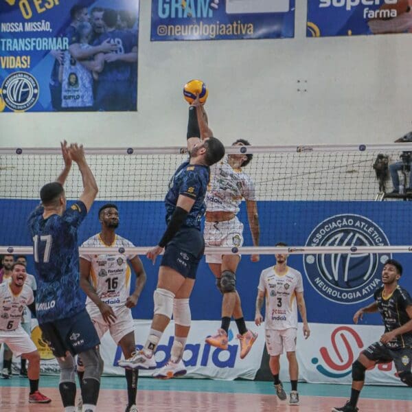 Equipes de vôlei decidem título no Ginásio Goiânia Arena