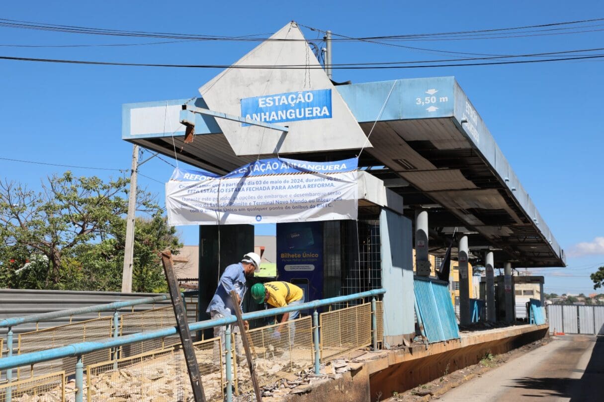 Obrasna estação do Eixo Anhanguera