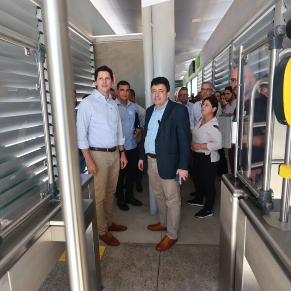 Daniel Vilela entrega nova Estação Hemocentro aos passageiros do Eixo Anhanguera