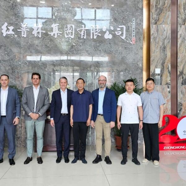 DELEGAÇÃO BRASILEIRA NA CHINA