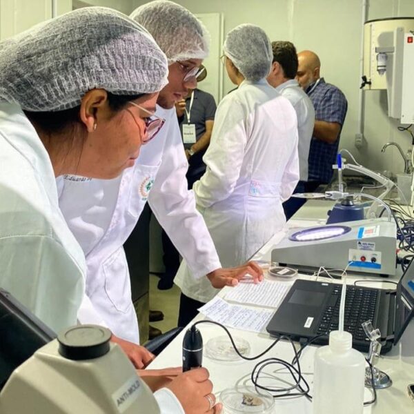 Nova biofábrica do Centro de Excelência em Bioinsumos é inaugurada em Cristalina