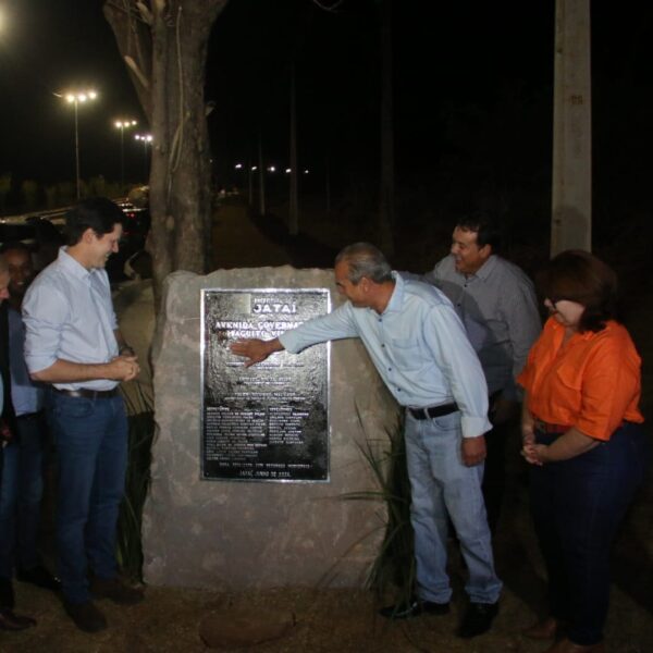 Vice-governador e prefeito de Jataí inauguram duplicação de via que homenageia Maguito Vilela