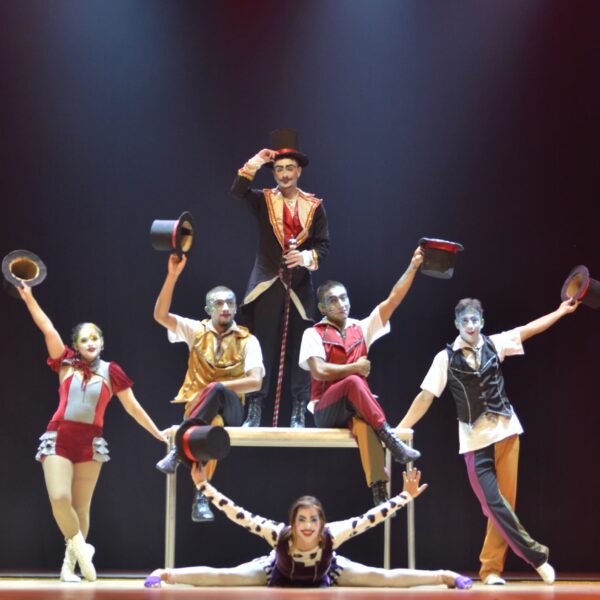 Basileu França abre mais de mil vagas para cursos gratuitos de arte (Apresentação Basileu França_Foto Cinthia Oliveira)