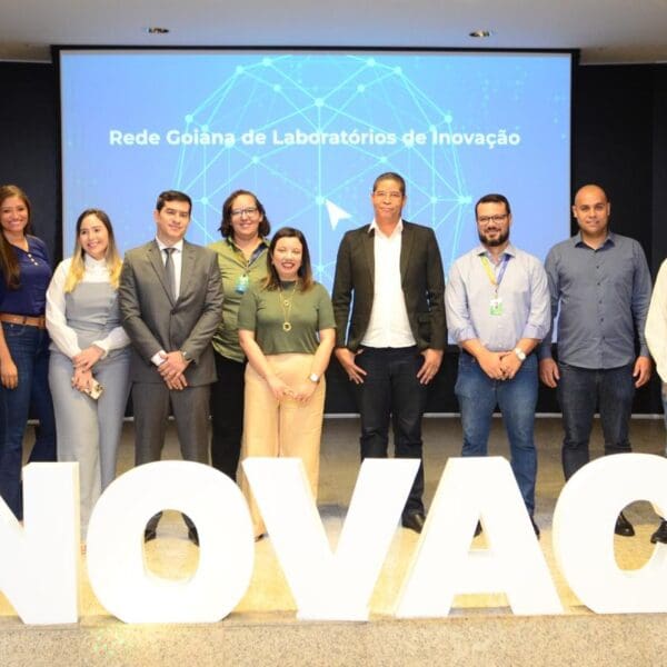 Integração pelo serviço público