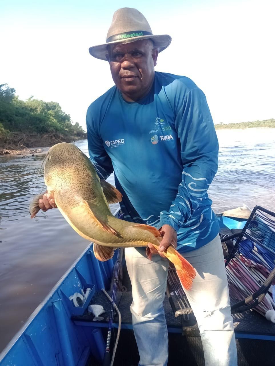 Pescador no rio araguaia