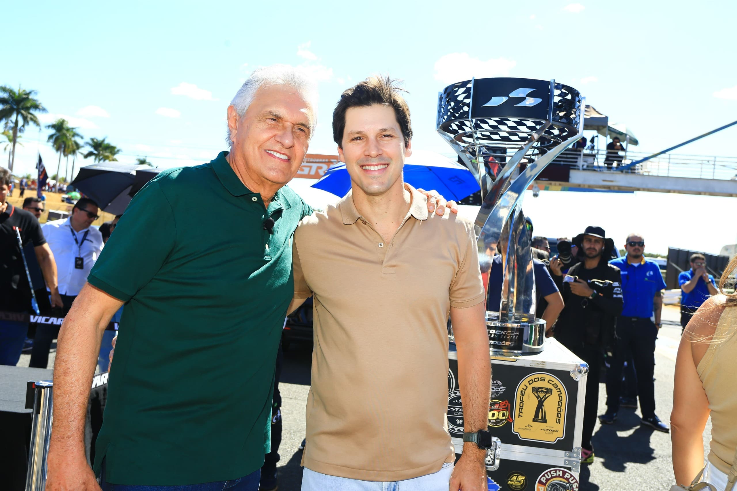 Leonino Caiado inaugurou o Autódromo 50 anos atrás