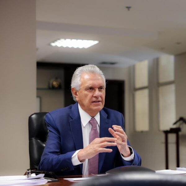 “Resultado do trabalho de um governo sério”, diz Caiado sobre decisão da ANS