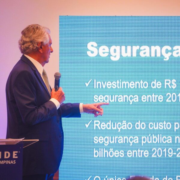 Ronaldo Caiado, governador de Goiás, em encontro com LIDE