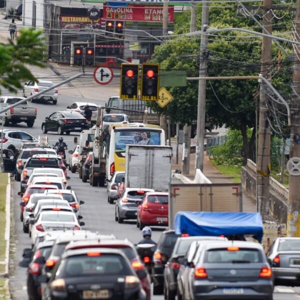 Estado oferece desconto no IPVA em parcela única em 2025