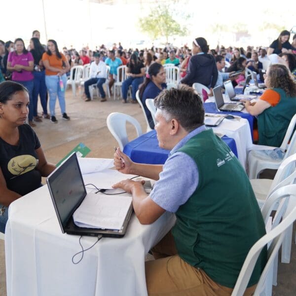 Atendentes da Agehab