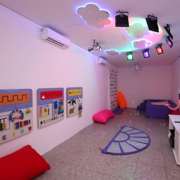 Sala multissenrorial inaugurada na Apae