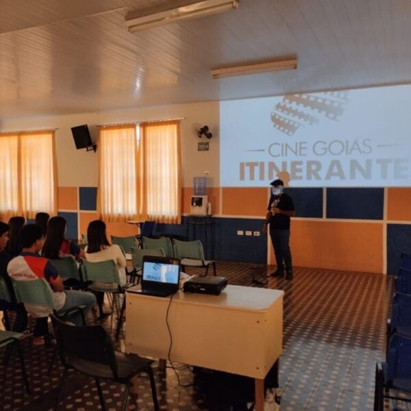 CineGoias-itinerante-divulgacai-fotoSecult-1-1024x770