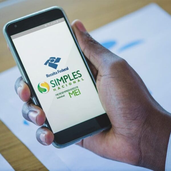 Novas regras de emissão de NF-e e NFC-e para MEIs são adiadas para abril de 2025