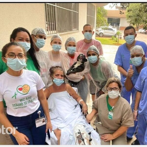 Paciente do Heapa recebe visita de seu pet