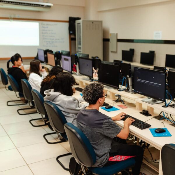 Governo de Goiás abre 160 vagas em cursos profissionalizantes gratuitos