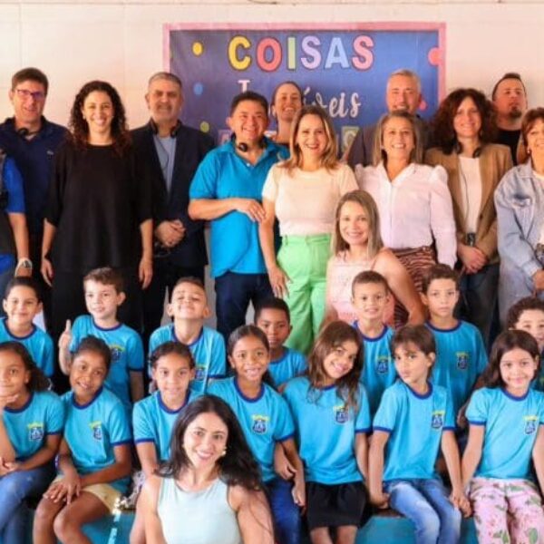 Delegação da Argentina conhece programa AlfaMais Goiás em Planaltina