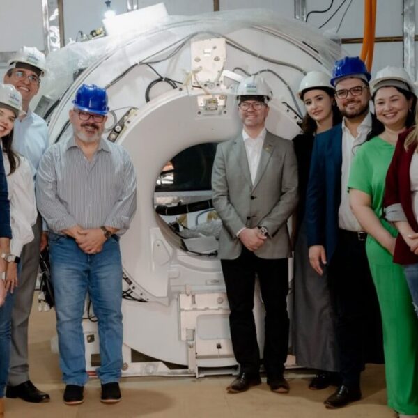 Cora recebe equipe da SES e gestores do Hospital de Amor, de Barretos