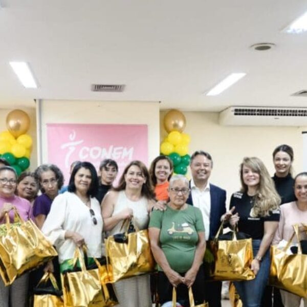 Goiás Social e Conem realizam entrega de kits do projeto Desapega