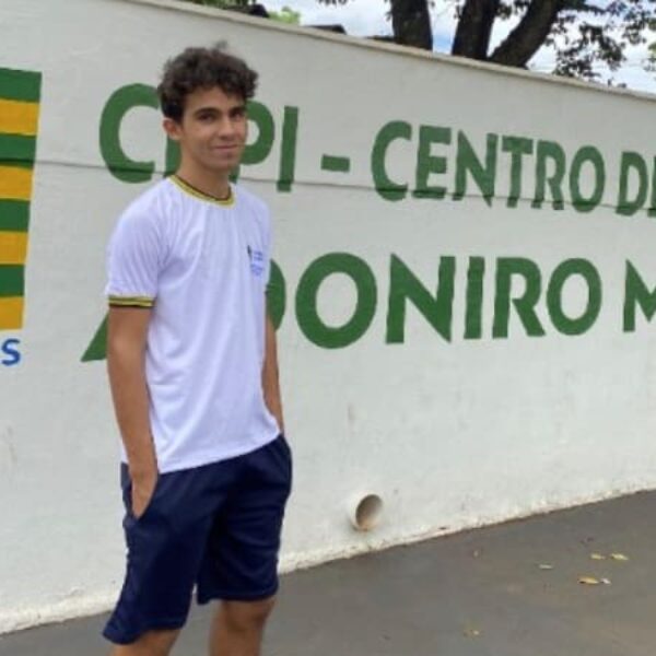 Estudante de Itumbiara representa Goiás no Jovens Embaixadores 2025
