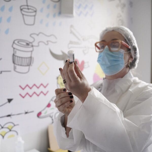 APLICAÇÃO DE VACINA