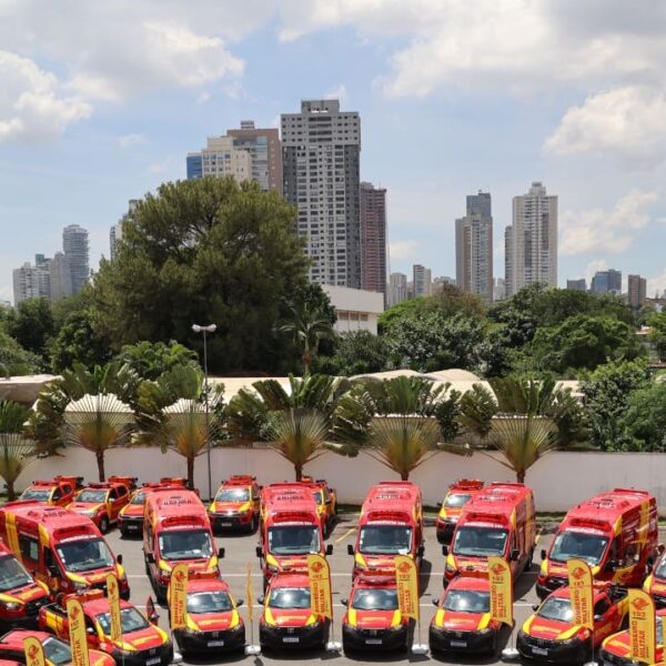 Corpo de Bombeiros de Goiás recebe novas viaturas