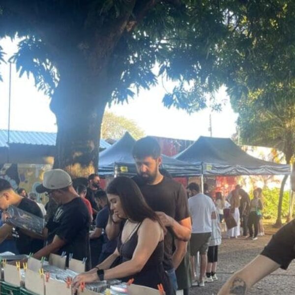 Martim Cererê recebe edição especial de Natal da Vinillândia