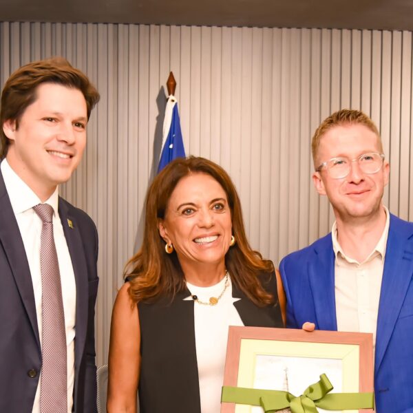 Gracinha Caiado apresenta Goiás Social a secretário de Desenvolvimento Social do RS