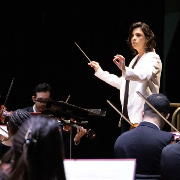 Orquestra Filarmônica de Goiás faz concerto gratuito no Teatro Sesi