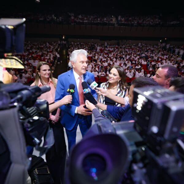 Caiado e Gracinha na solenidade do ProBem 2025