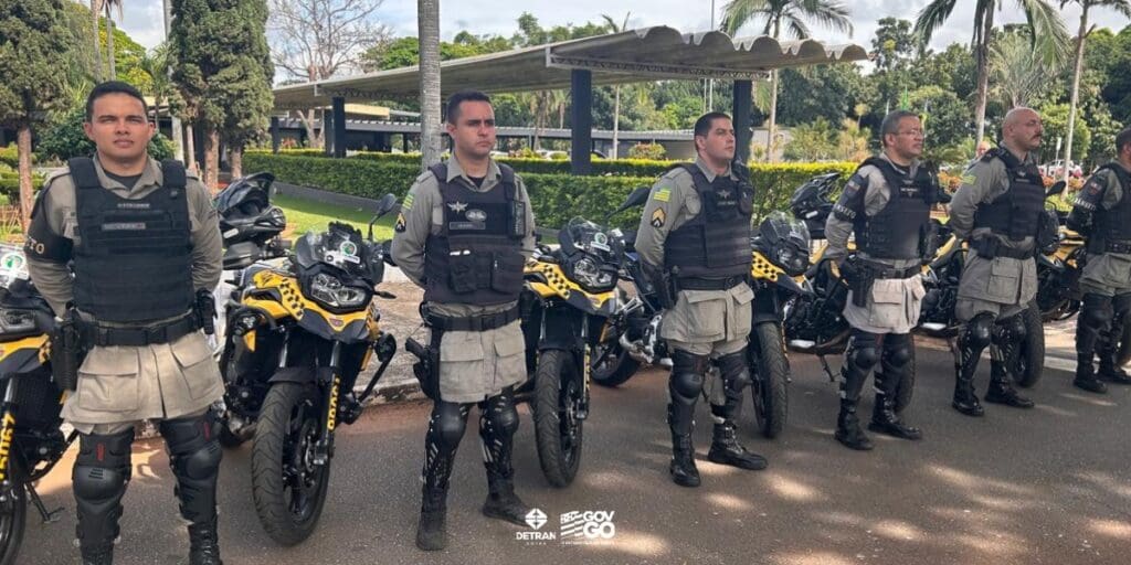 Detran Goiás entrega 11 motocicletas ao Batalhão de Trânsito