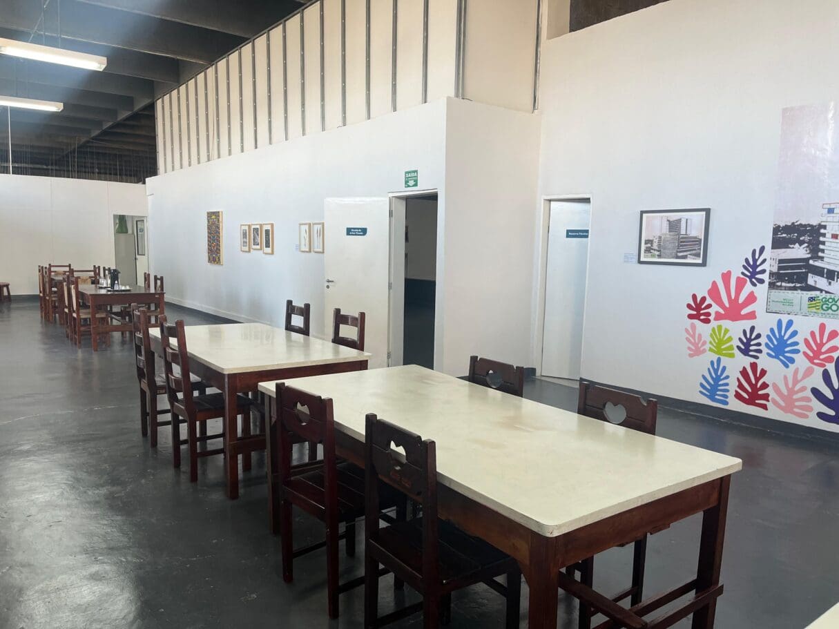 Escola de Artes Visuais oferece ofina Arte em Transição