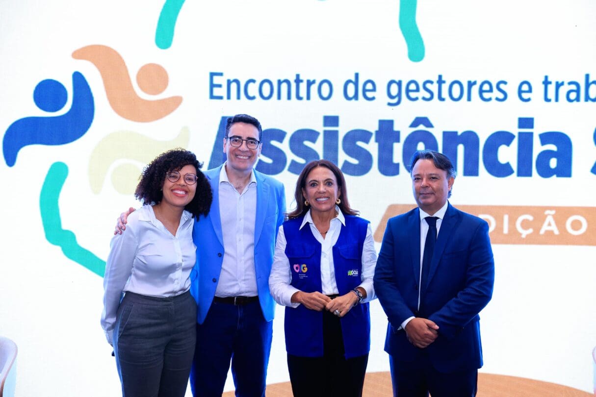 Gracinha no 1º Encontro de Gestores e Trabalhadores da Assistência Social de Goiás