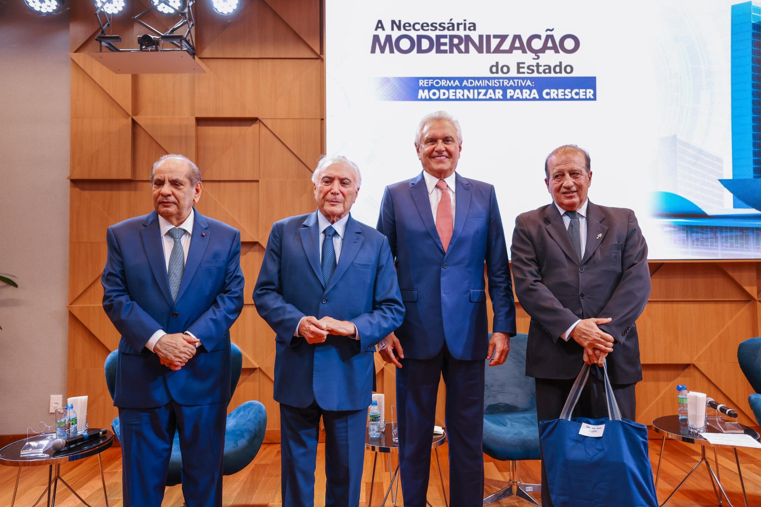 Caiado destaca que não há governabilidade sem responsabilidade fiscal, durante evento em Brasília