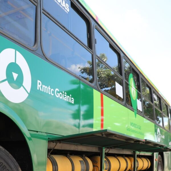Ônibus movido a biometano começa a rodar nesta quinta-feira no BRT Leste-Oeste