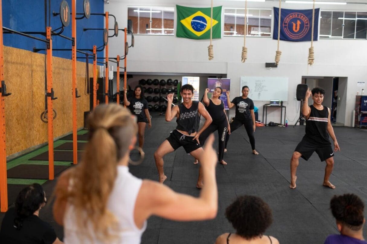 Oficina de artes cênicas na Mostra TeNpo 2024