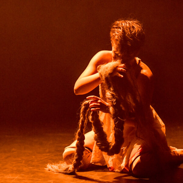 Espetáculo de dança A Trança Perdida