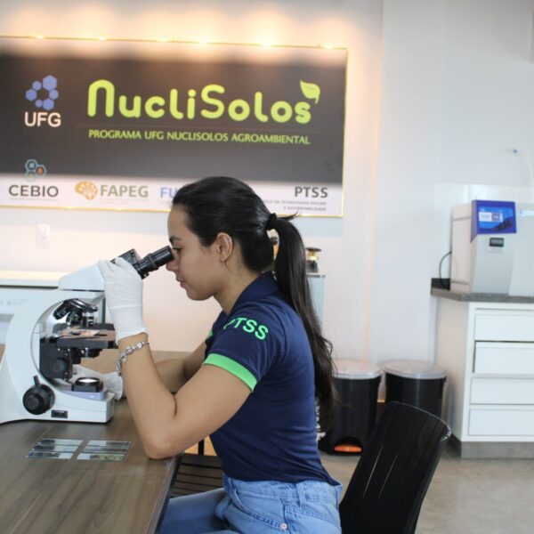 Pesquisadora do CEBIO UTT UFG Nuclisolos Agroambiental