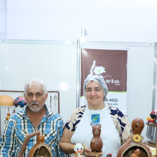 Emater reúne produtores rurais na Feira da Agricultura Familiar na Tecnoshow