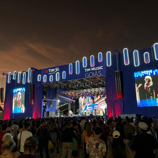 Eventos na esplanada do Centro Cultural Oscar Niemeyer