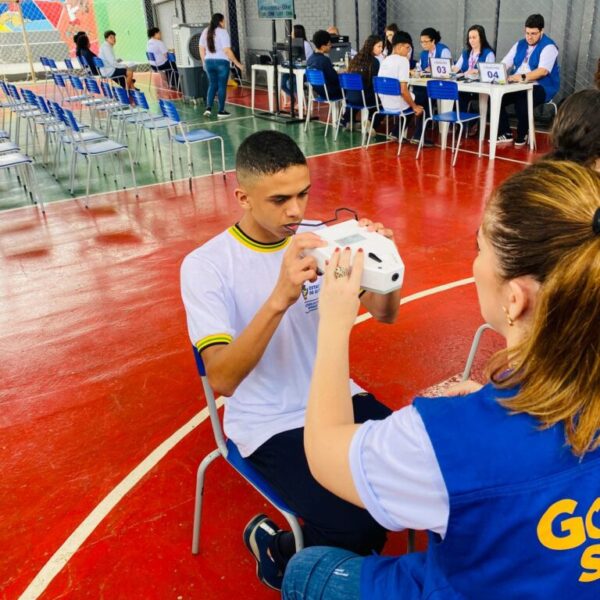 Olhar para Todos atende no Colégio Estadual Verany Machado