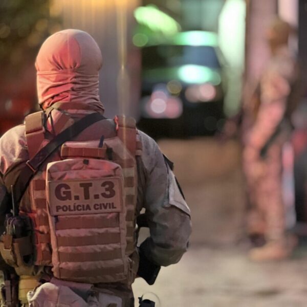 Polícia cumpre 100 medidas judiciais por golpes digitais