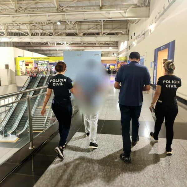 PCGO prende prestadores por fraude milionária e desvio em empresa de telecomunicação