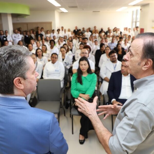 Profissionais da Ala Infantojuvenil do Cora iniciam atividades