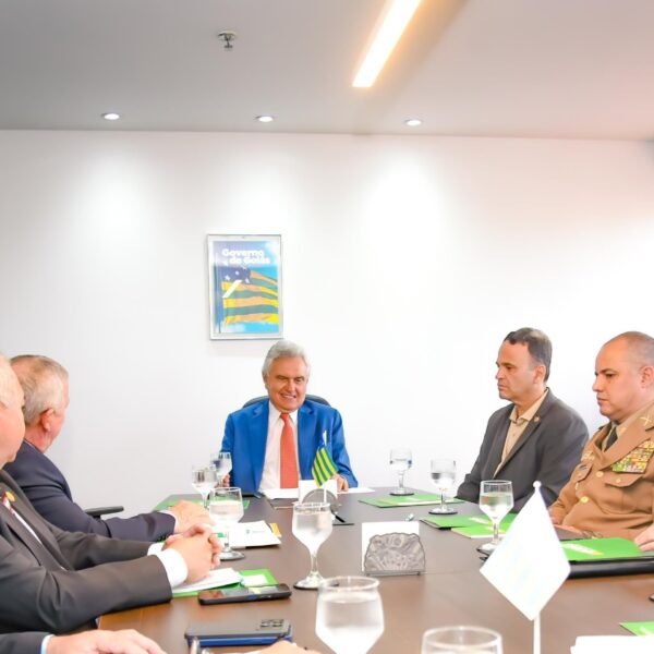 Em Brasília, Caiado é homenageado por entidades nacionais de segurança pública