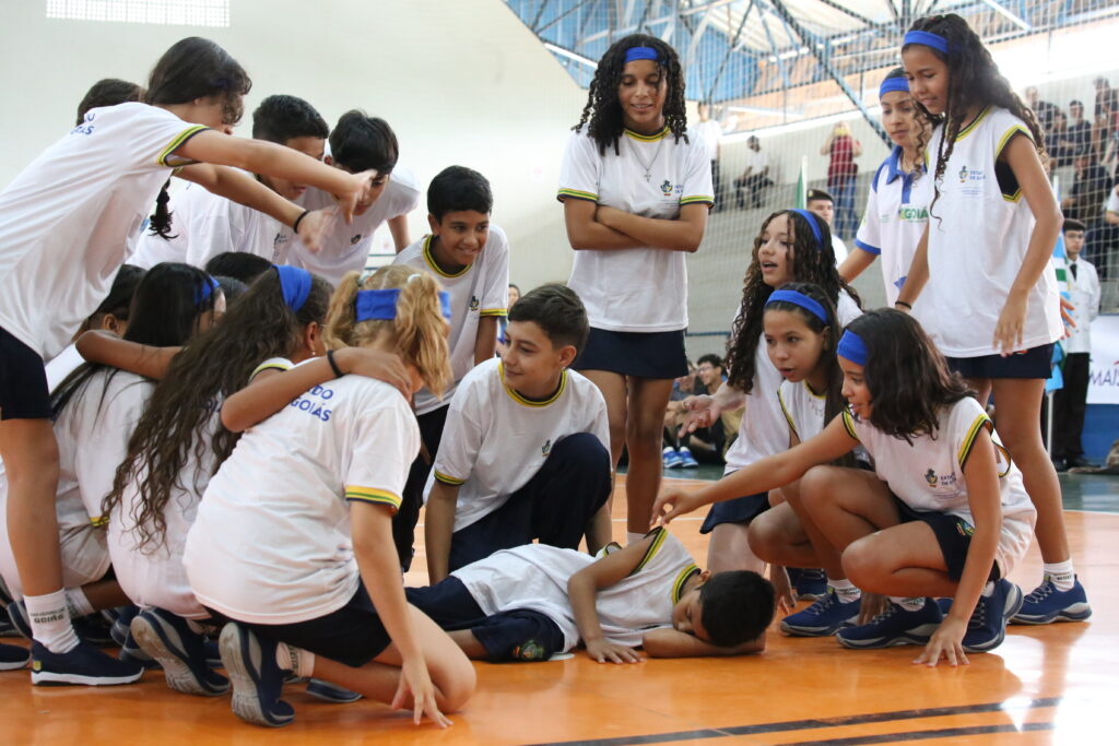Estudantes-atletas participam de cerimônia de abertura da etapa Intermunicipal dos Jogos Estudantis de Goiás