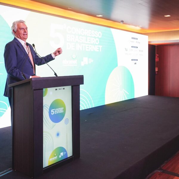 CAIADO NO CONGRESSO DE IA