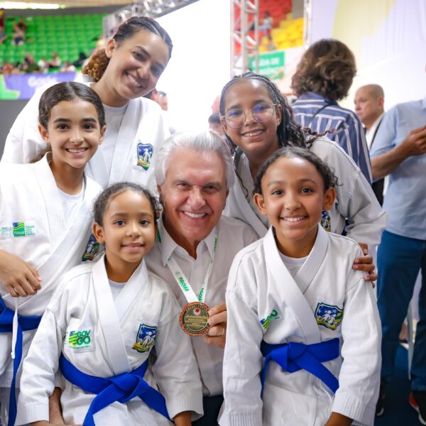Caiado abre campeonatos nacionais de karatê