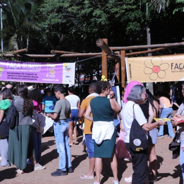 Campanha Faça Bonito