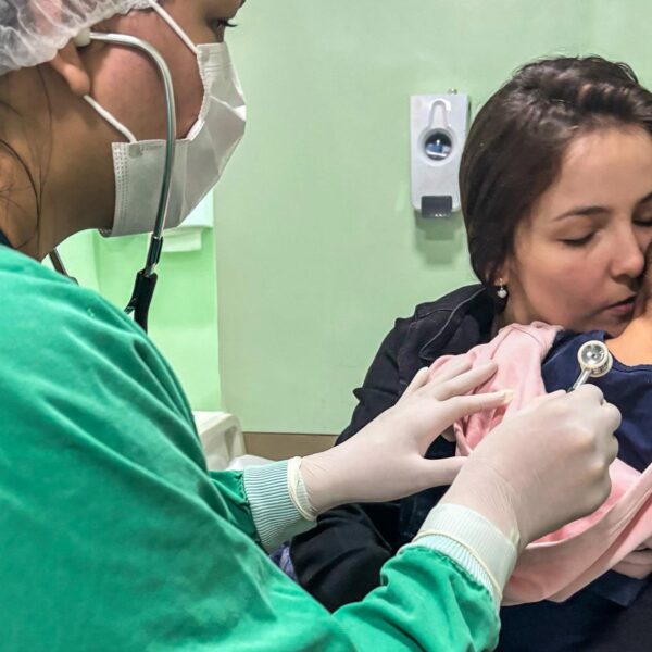 Estação seca provoca aumento nos casos de infecções respiratórias entre crianças